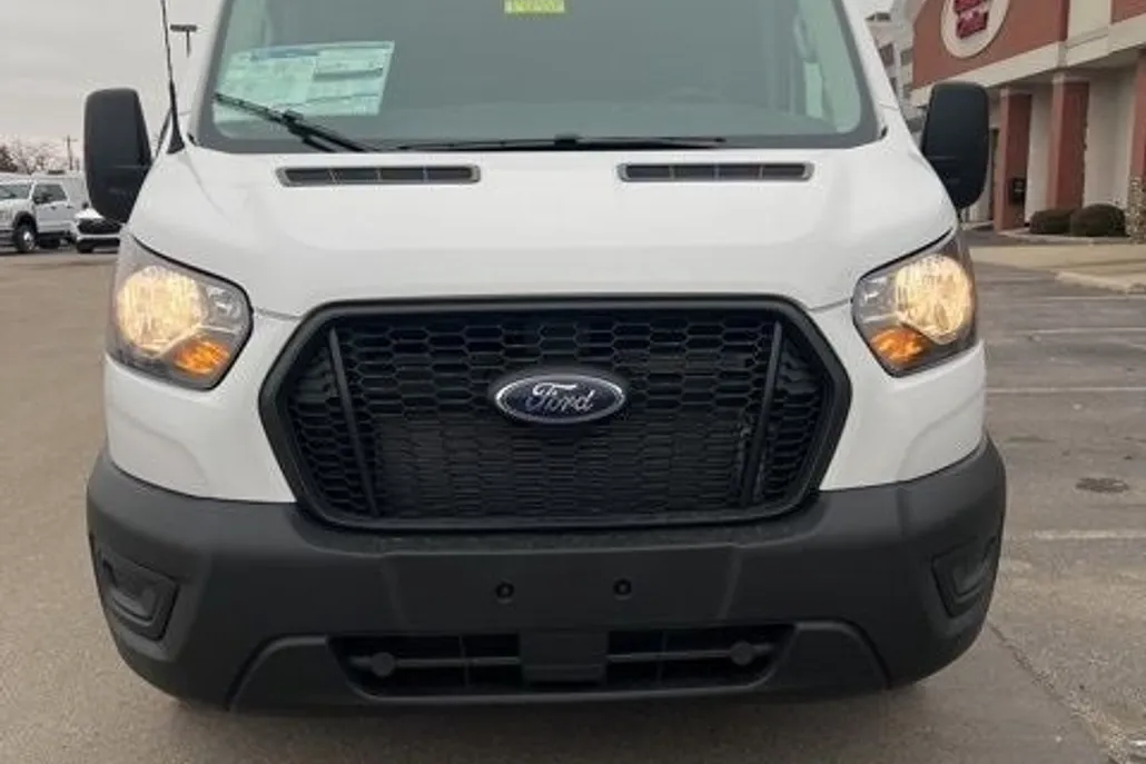 2025 Ford Transit photo 1