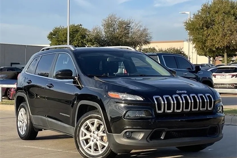 2018 Jeep Cherokee Latitude photo 1