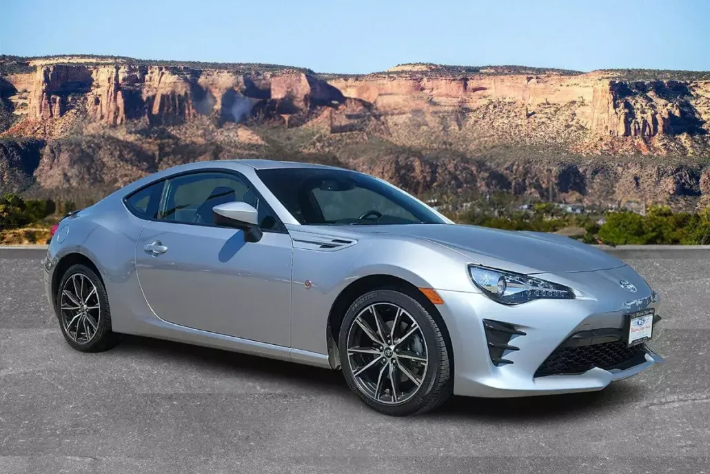2018 Toyota GR86 Base photo 1