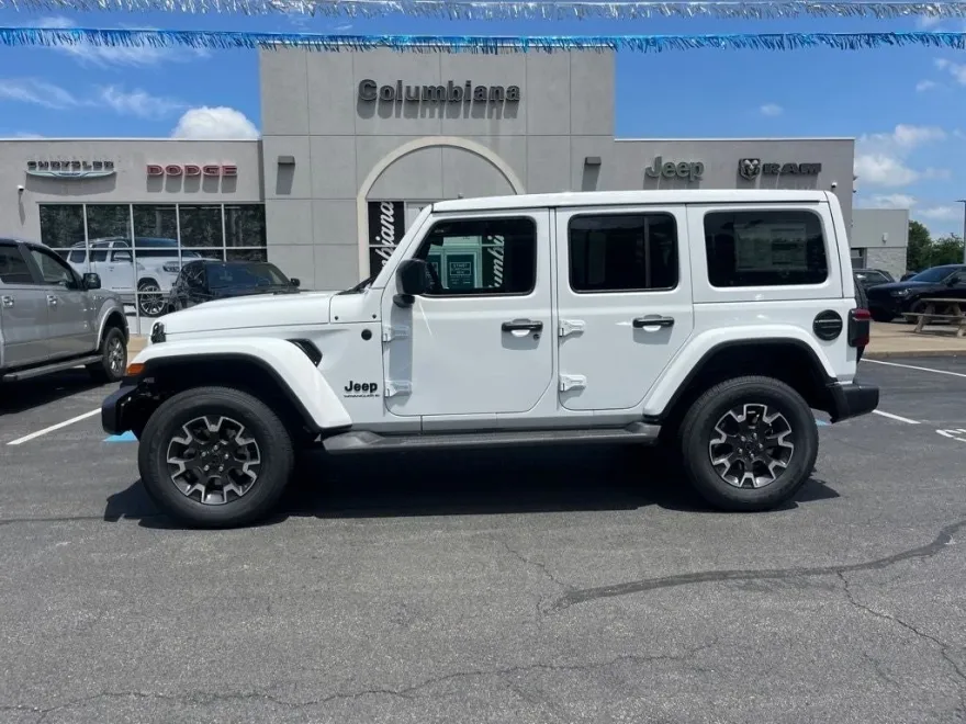 2025 Jeep Wrangler Sahara photo 1