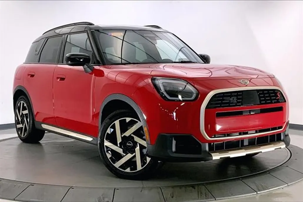 2025 Mini Countryman S ALL4 photo 1