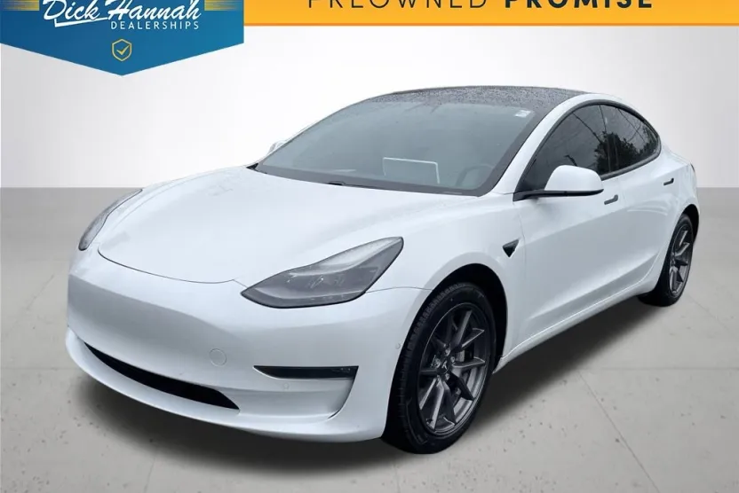 2021 Tesla Model 3 Long Range photo 1