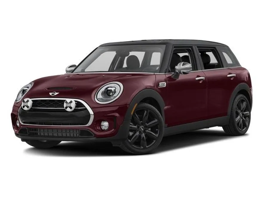 2017 Mini Clubman Base S ALL4 photo 1