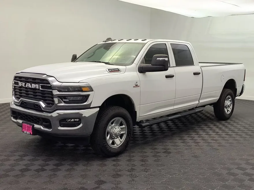 2025 Ram 2500 Tradesman photo 1