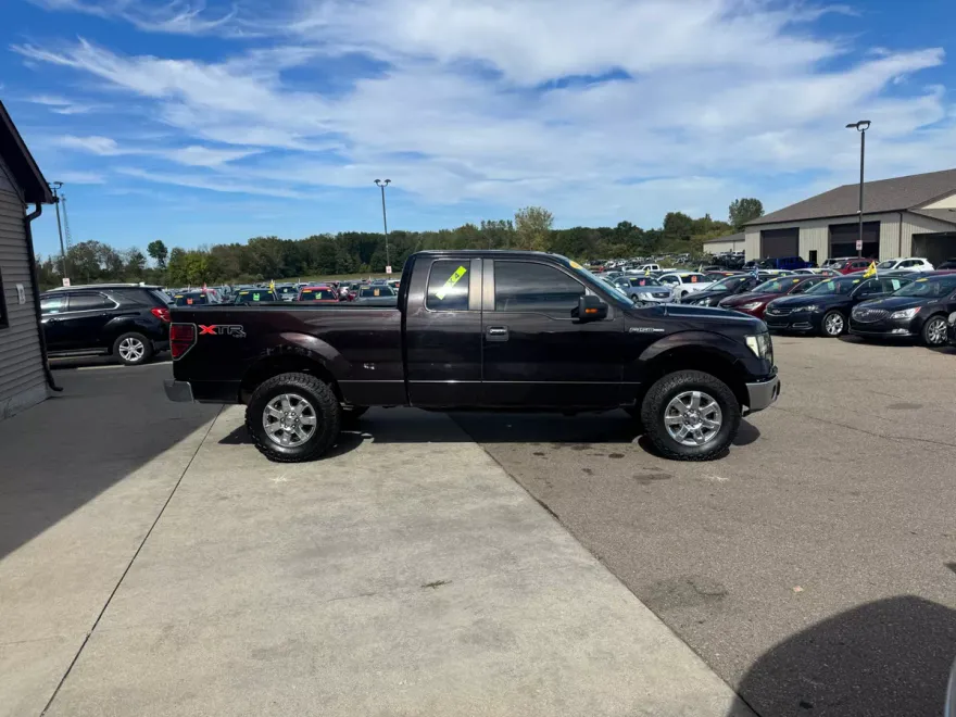 2013 Ford F-150 XLT photo 1