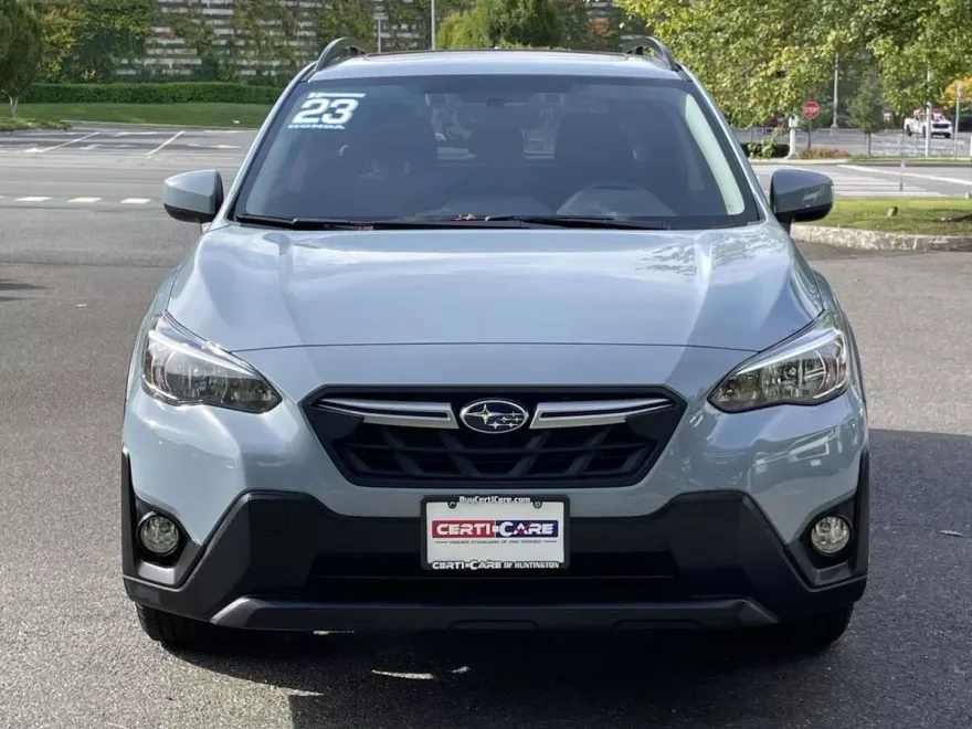 2023 Subaru Crosstrek Premium photo 1