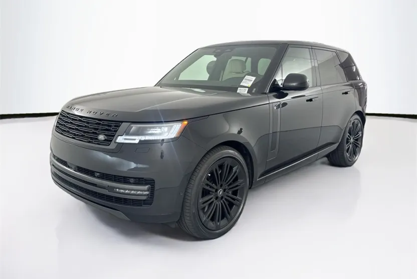 2025 Land Rover Range Rover SE photo 1