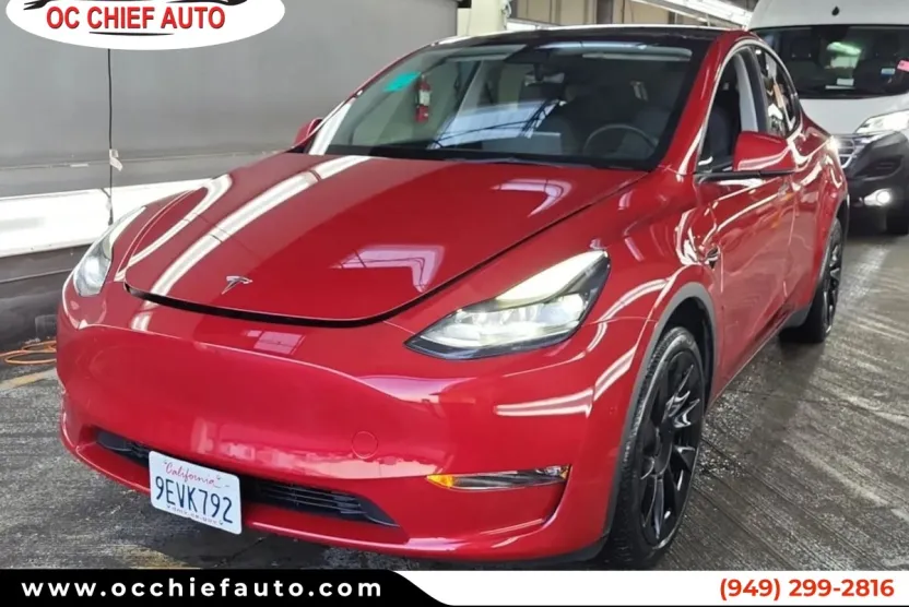 2023 Tesla Model Y Long Range photo 1
