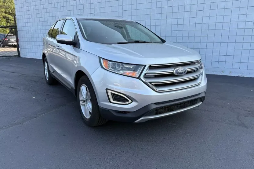 2018 Ford Edge SEL photo 1