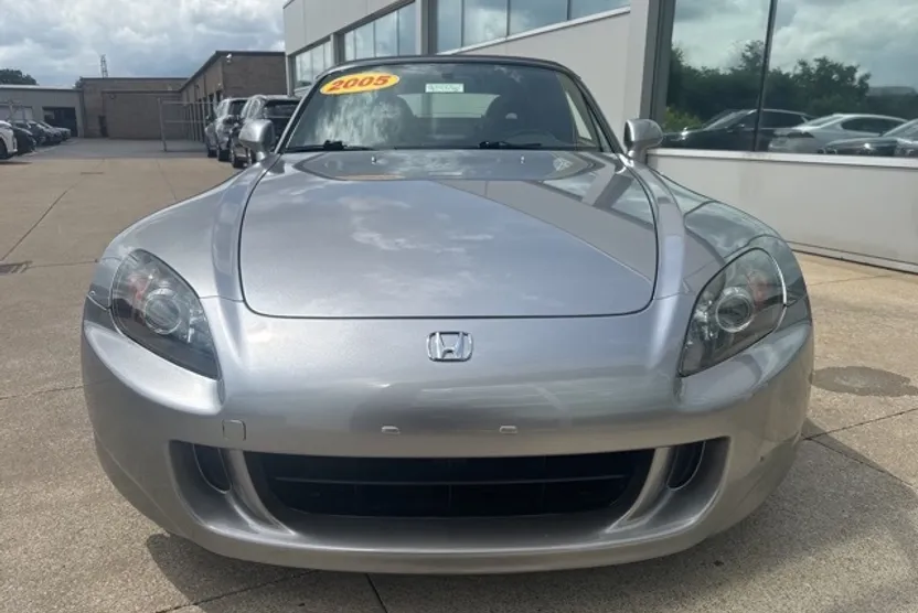 2005 Honda S2000 Base photo 1