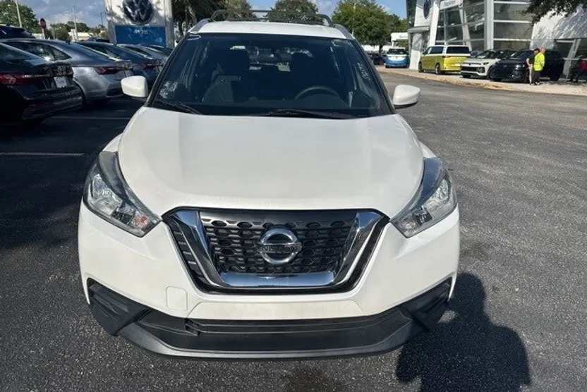 2018 Nissan Kicks SV photo 1