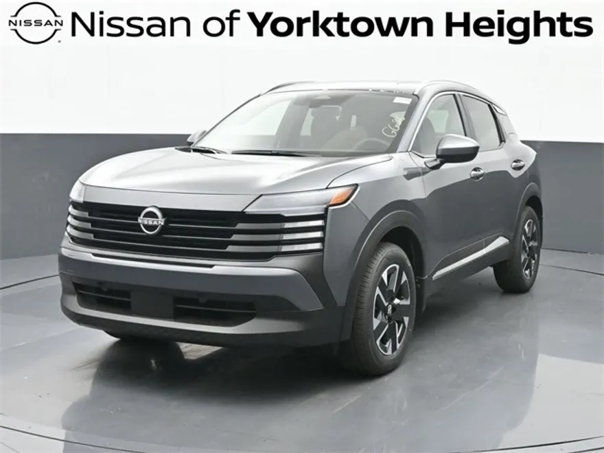 2025 Nissan Kicks SV photo 1