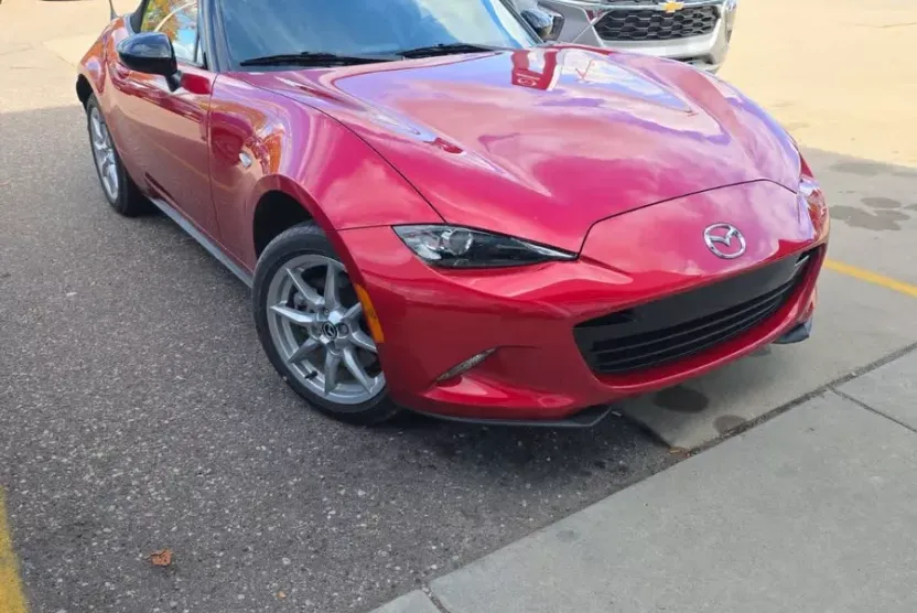 2017 Mazda MX-5 Miata Miata Sport photo 1