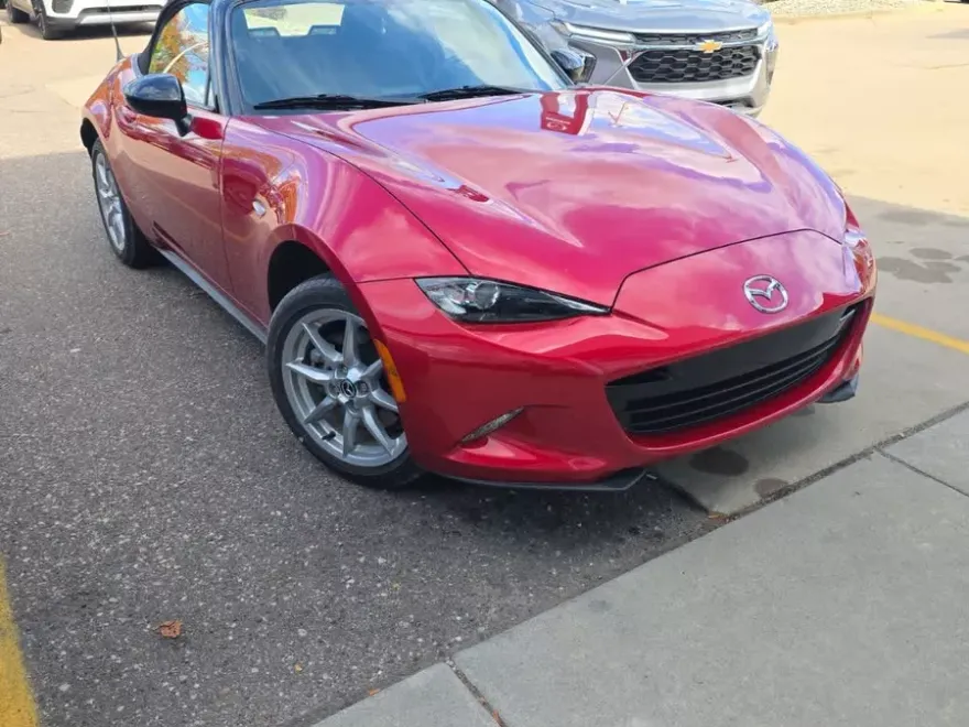 2017 Mazda MX-5 Miata Miata Sport photo 1