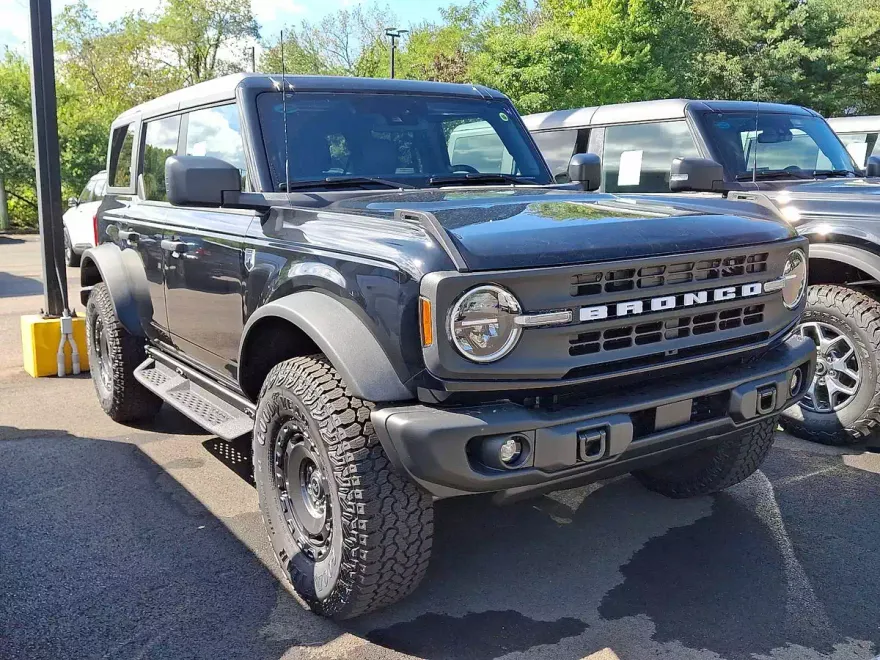 2025 Ford Bronco Big Bend photo 1