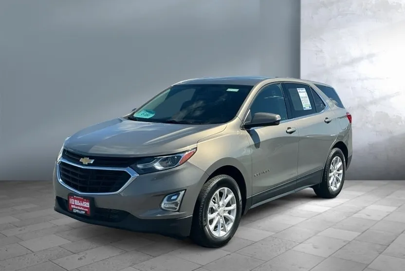 2019 Chevrolet Equinox LT photo 1
