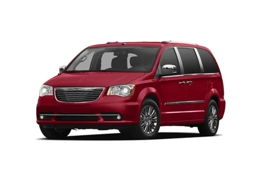 2011 Chrysler Town & Country Touring photo 1