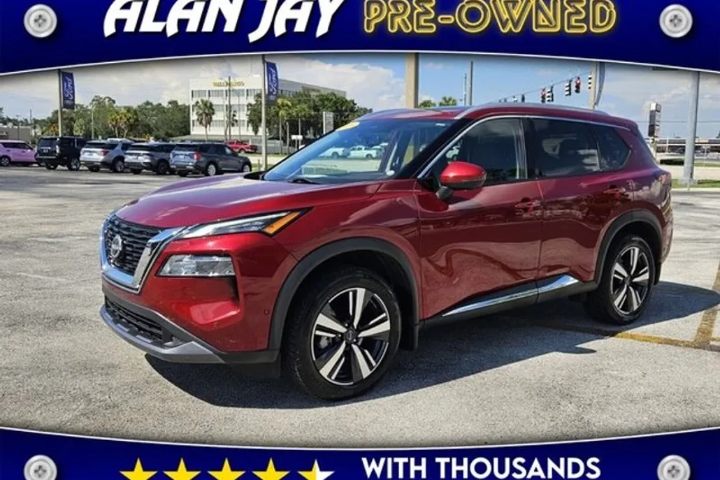 2023 Nissan Rogue SL photo 1