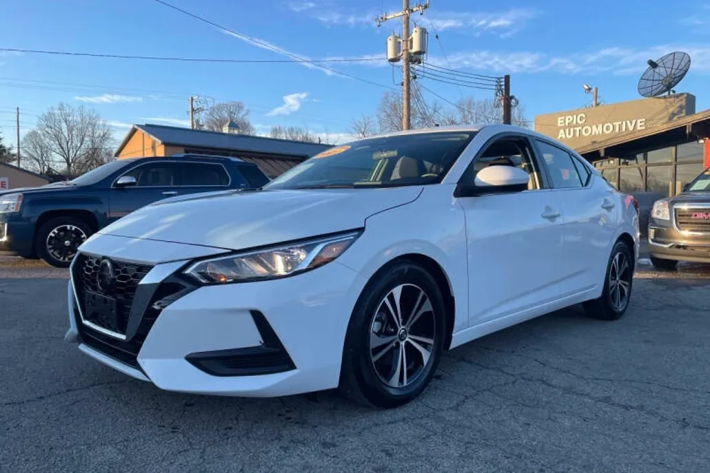 2023 Nissan Sentra SV photo 1