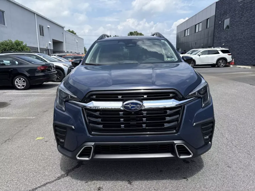 2025 Subaru Ascent Touring photo 1