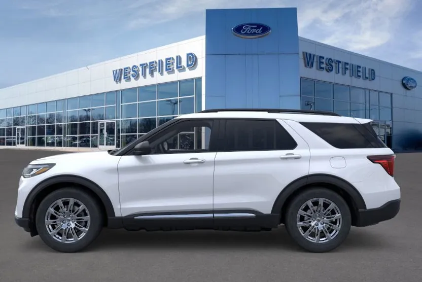 2025 Ford Explorer photo 1
