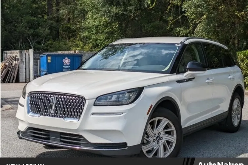 2022 Lincoln Corsair Standard photo 1