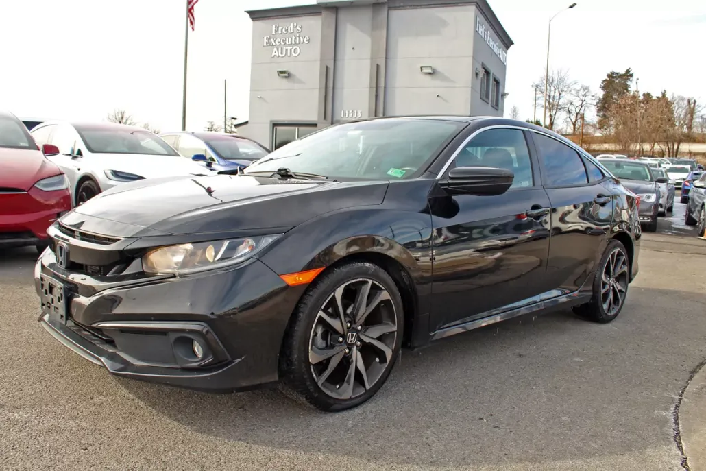 2021 Honda Civic Sport photo 1