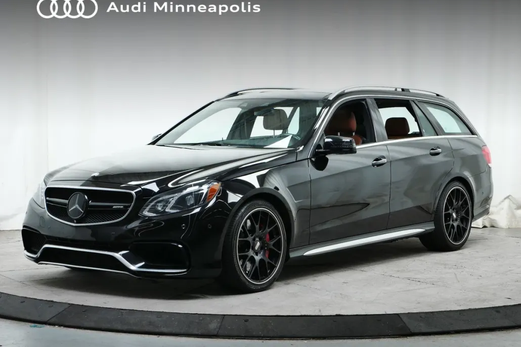 2016 Mercedes Benz E 63 S AMG photo 1