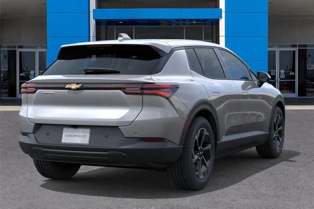 2026 Chevrolet Equinox EV 1LT photo 1