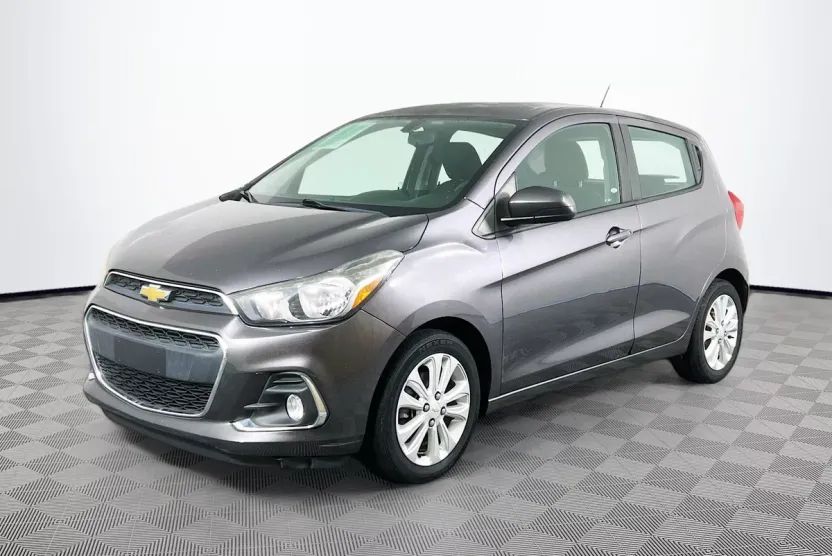 2016 Chevrolet Spark LT photo 1