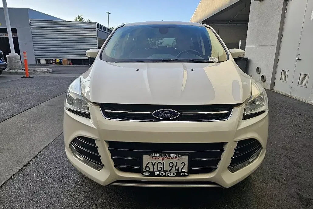 2013 Ford Escape SEL photo 1