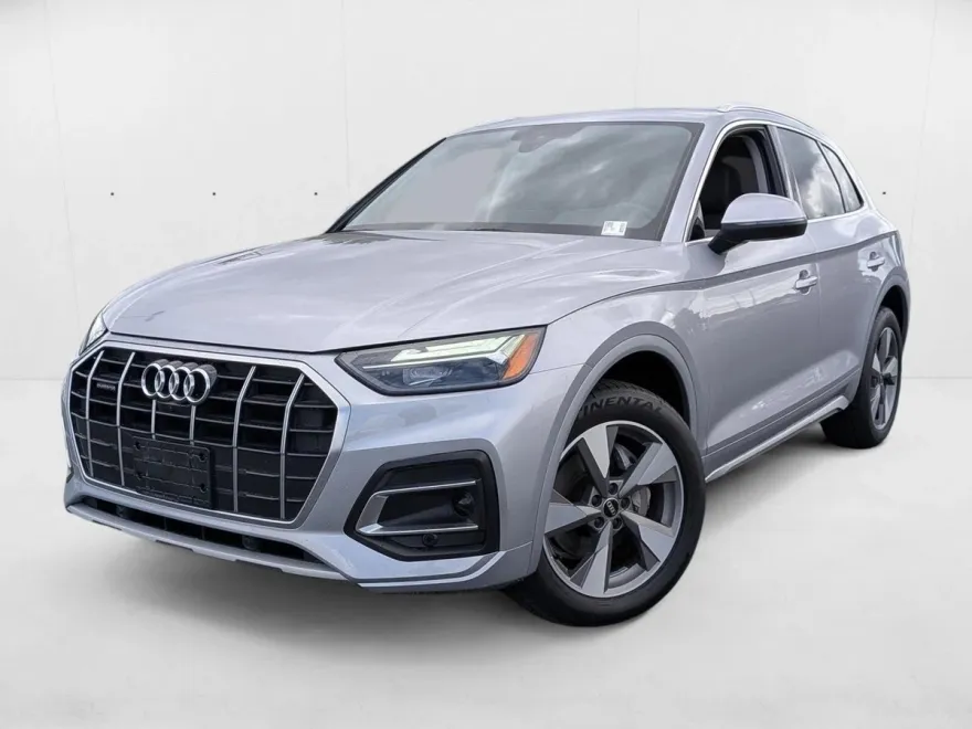 2022 Audi Q5 40 Premium photo 1