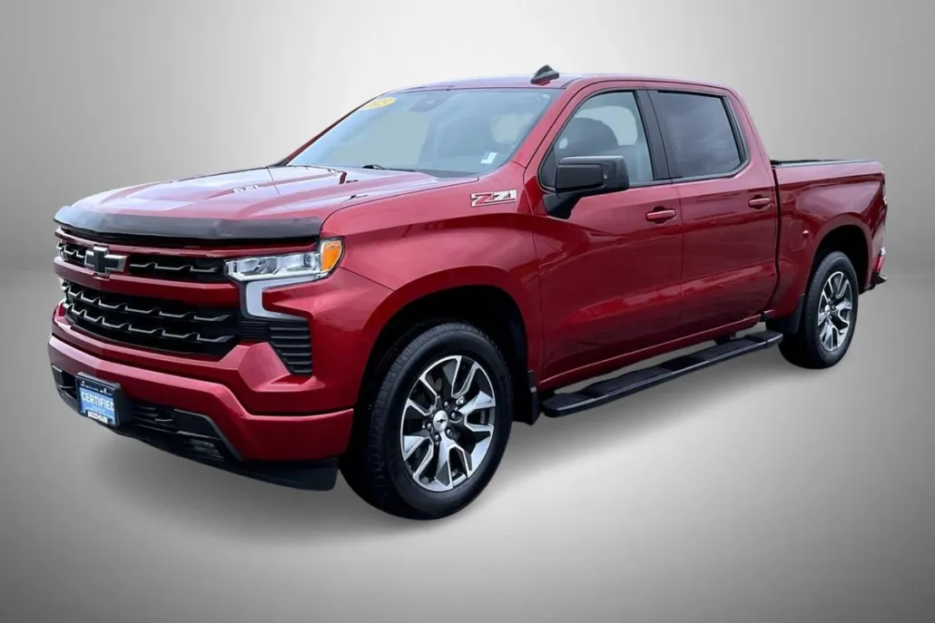 2023 Chevrolet Silverado 1500 RST photo 1