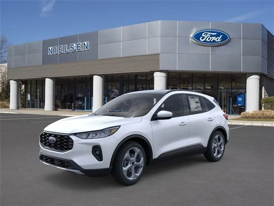2026 Ford Escape Hybrid ST-Line Select photo 1