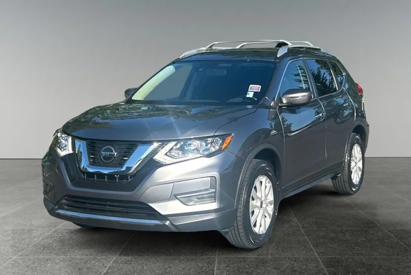 2020 Nissan Rogue SV photo 1