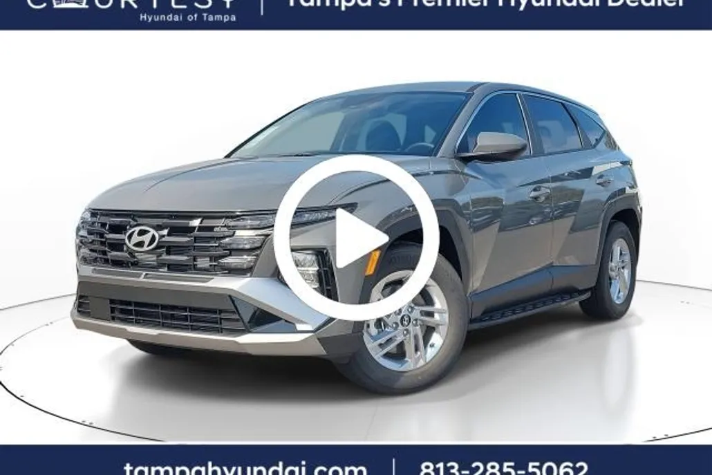 2026 Hyundai Tucson SE photo 1