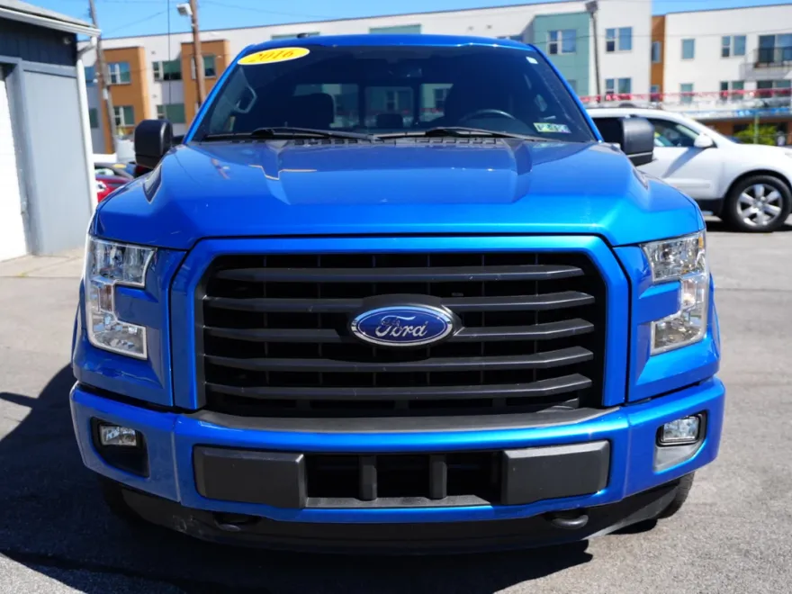 2016 Ford F-150 XLT photo 1