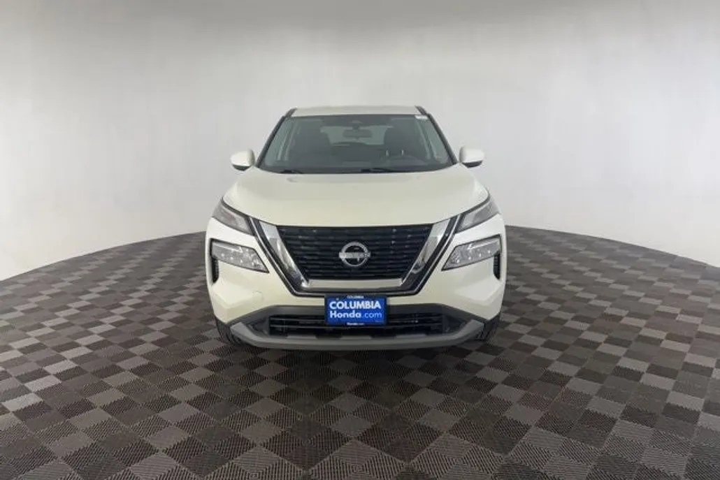 2023 Nissan Rogue SV photo 1