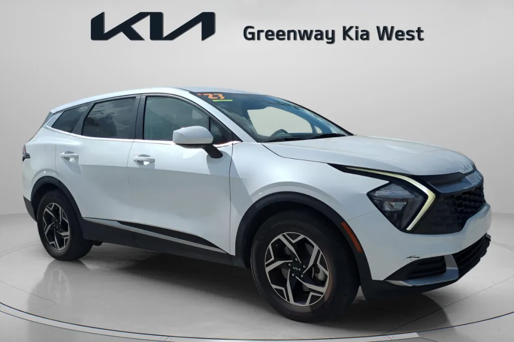 2023 Kia Sportage LX photo 1