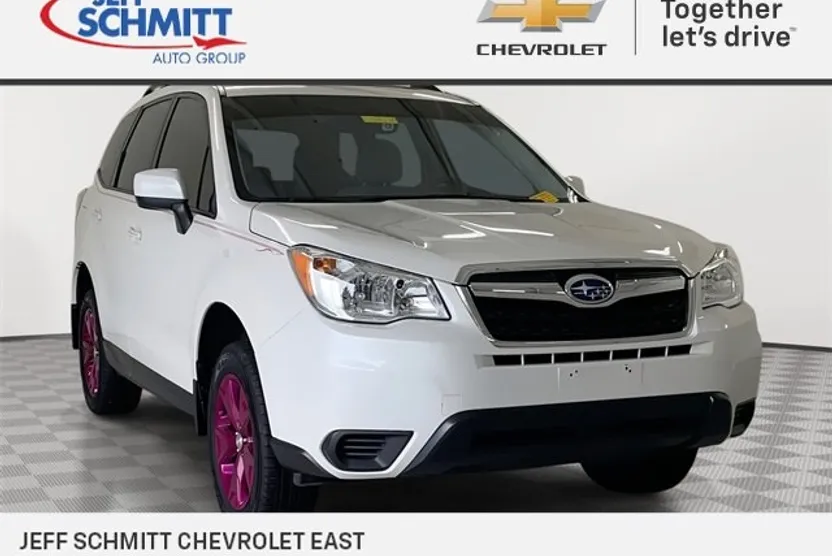 2016 Subaru Forester 2.5i Premium photo 1