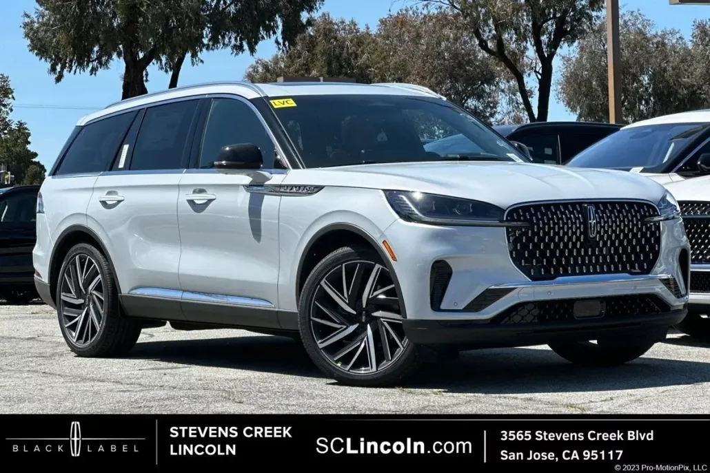 2025 Lincoln Aviator Reserve photo 1