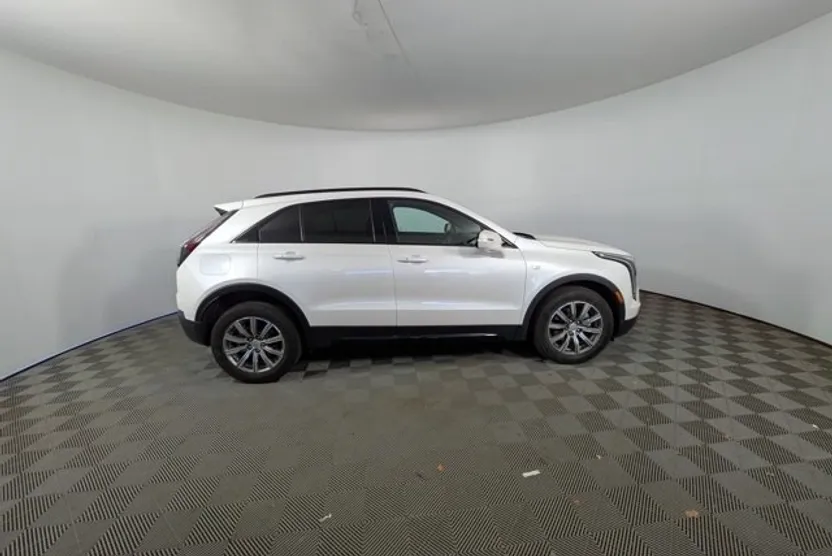 2023 Cadillac XT4 Sport photo 1