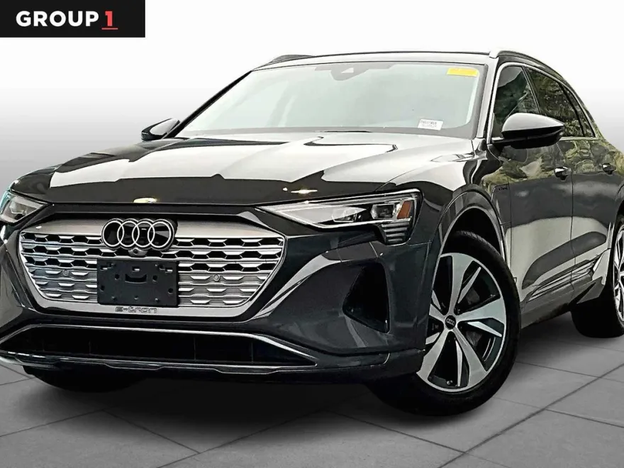 2024 Audi Q8 E-tron Premium photo 1