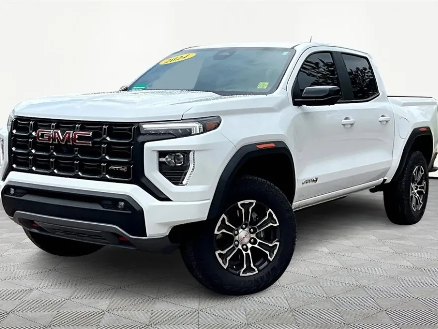 2024 Gmc Canyon AT4 photo 1