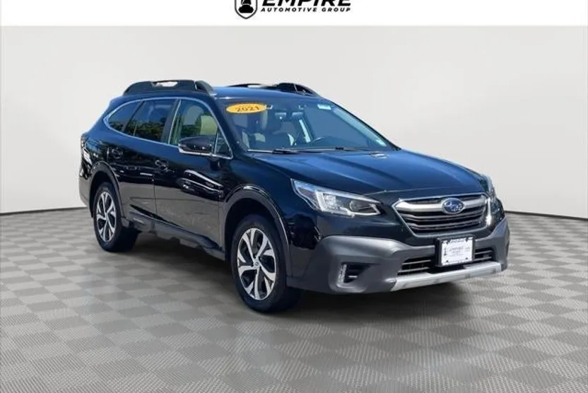 2021 Subaru Outback Limited photo 1
