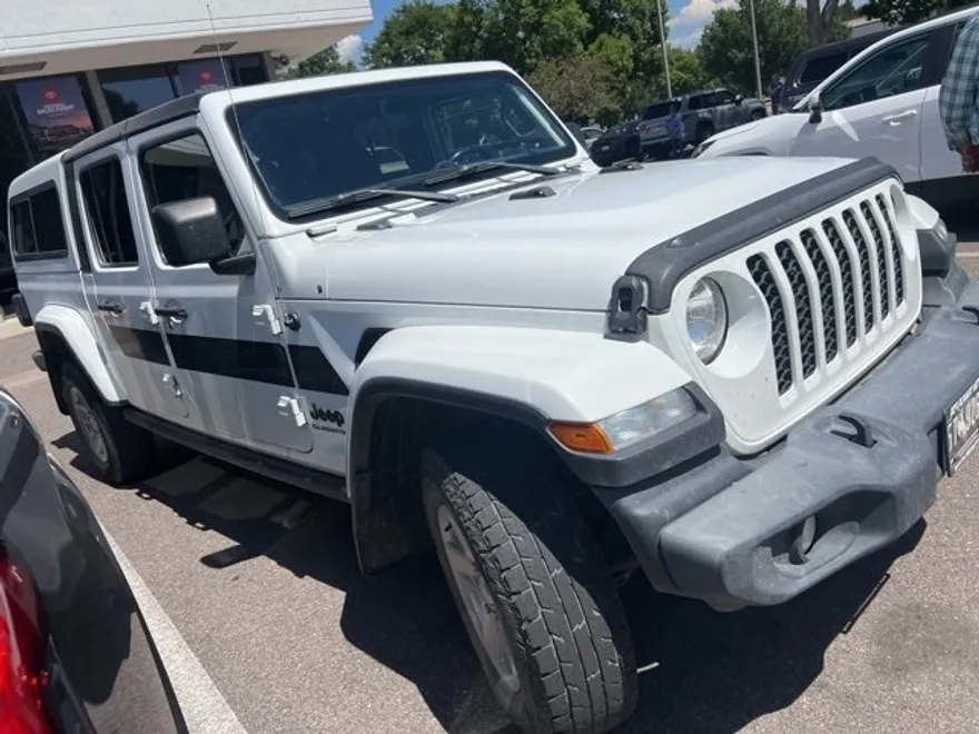 2021 Jeep Gladiator Sport photo 1