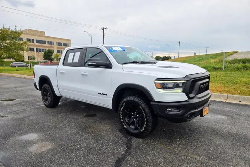 2022 Ram 1500 Rebel photo 1