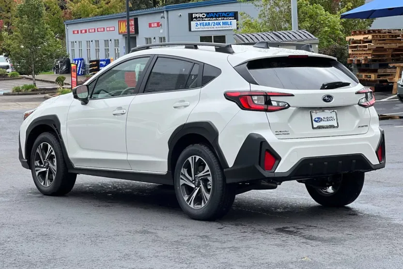 2025 Subaru Crosstrek Premium photo 1