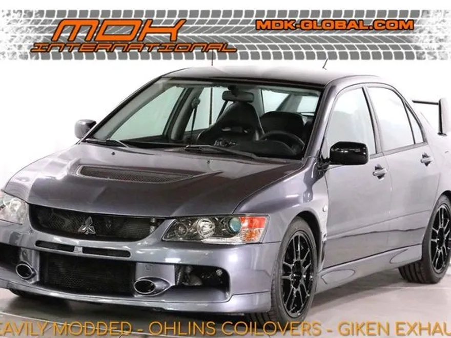 2006 Mitsubishi Lancer Evolution IX photo 1