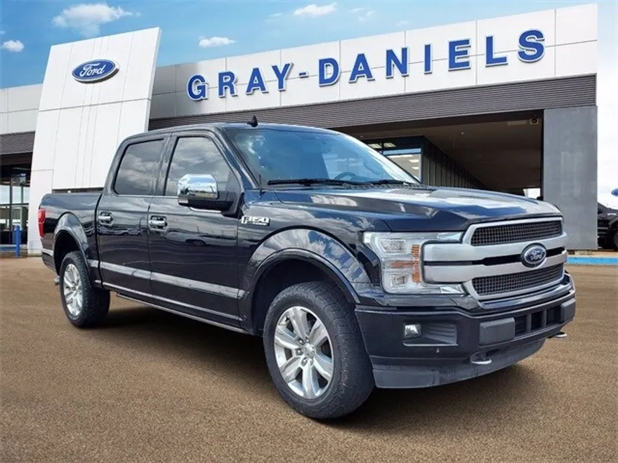 2018 Ford F-150 Platinum photo 1